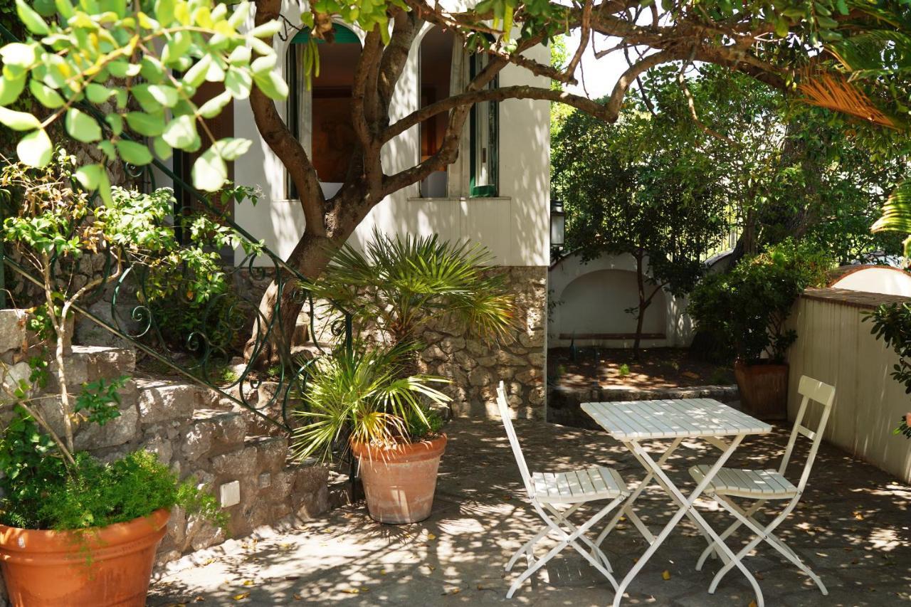 Charming Villa Capri Zewnętrze zdjęcie